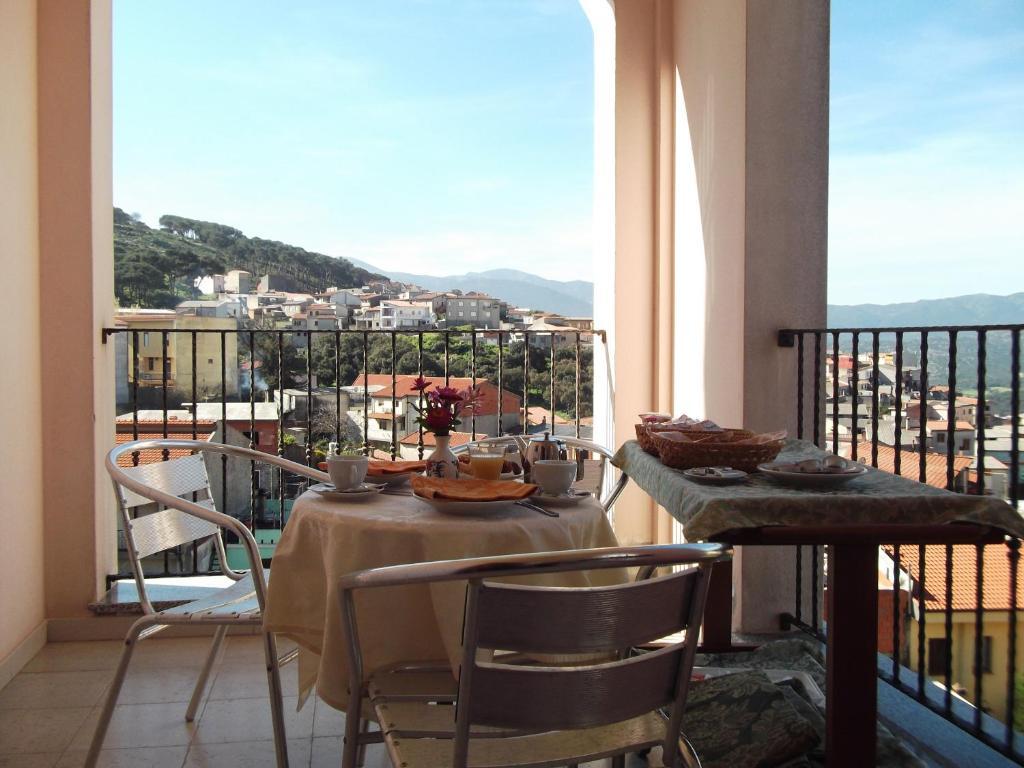 Hotel Meridiana Arbus Ruang foto