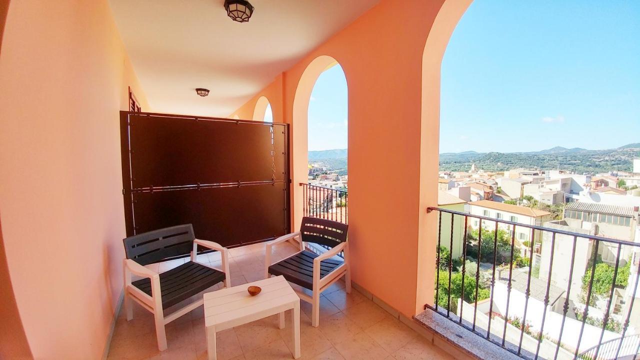 Hotel Meridiana Arbus Bagian luar foto