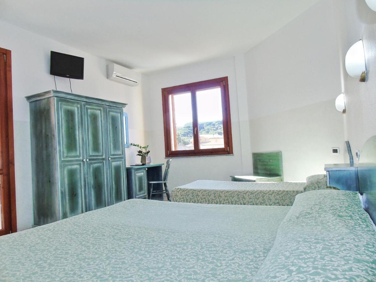 Hotel Meridiana Arbus Bagian luar foto
